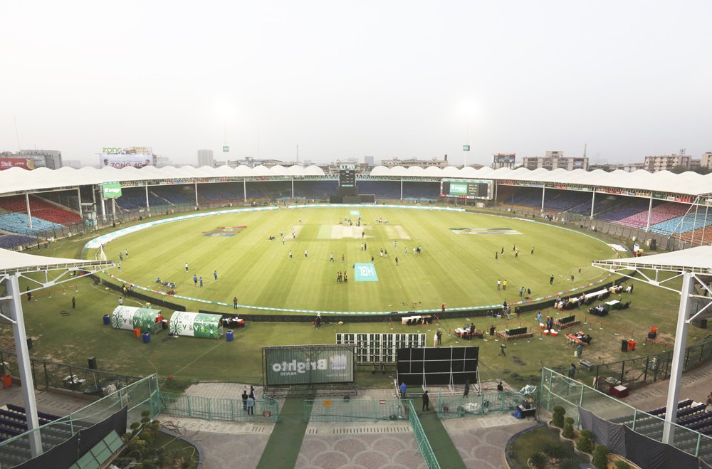 Pakistan postpones T20 league after player shows coronavirus symptoms